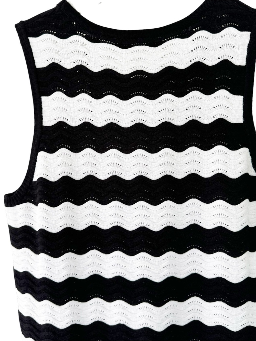 Tuckernuck | Hyacinth House • Black & White Wavy Knit Stripe Wilder Dress - Picture 7 of 8